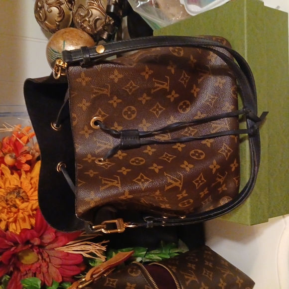 Neo noe - Picture 1 of 9